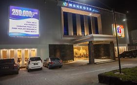 Mahkota Hotel